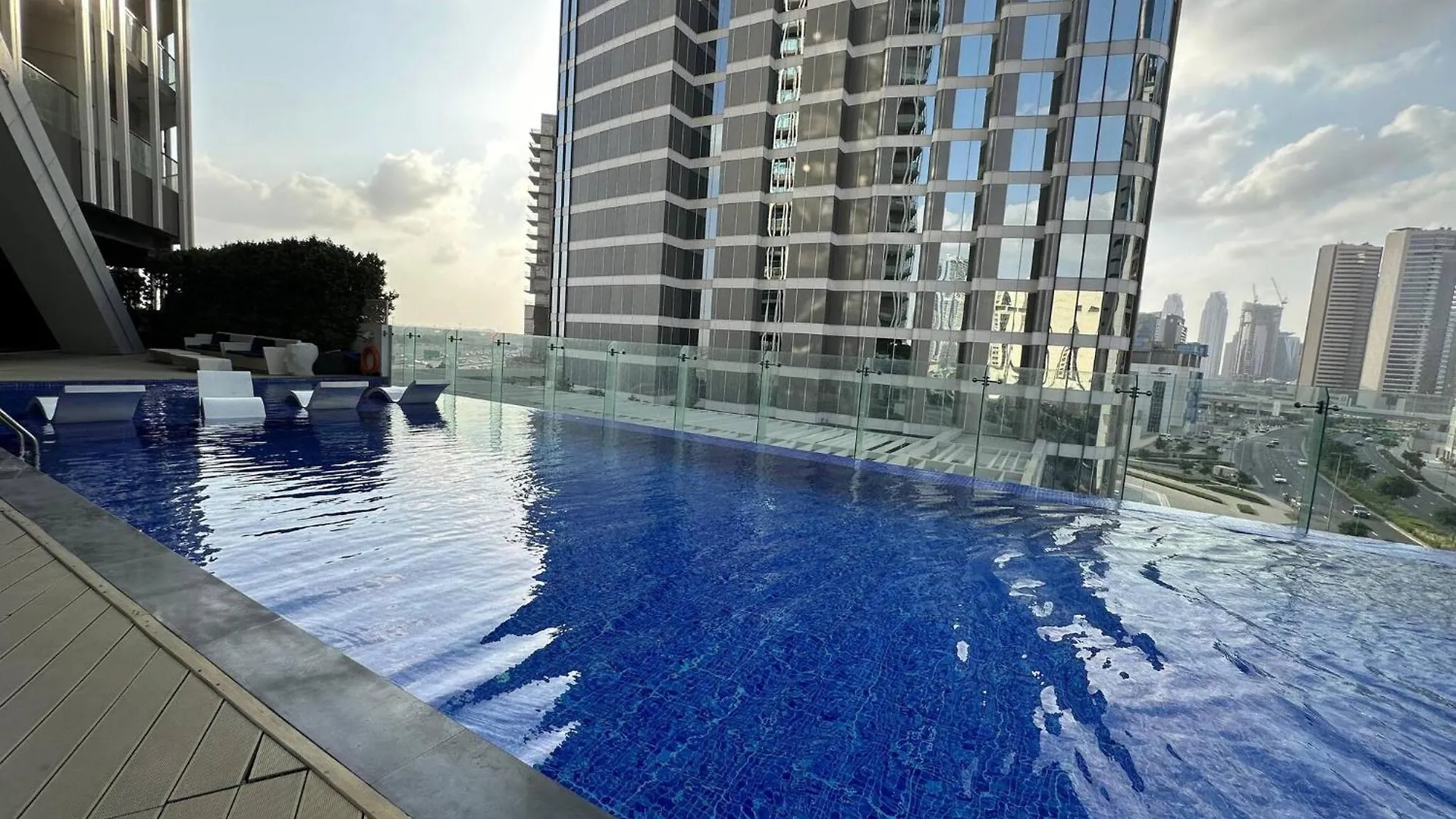 Apartment Stylish Studio Bayz Danube Burj Khalifa View Pool Dubai