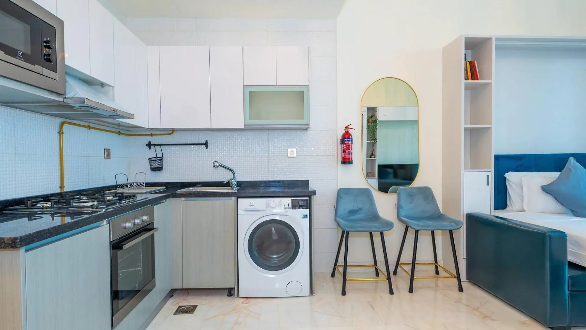 Stylish Studio Bayz Danube Burj Khalifa View Pool Dubai United Arab Emirates
